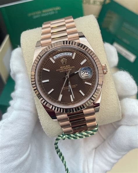 rose gold rolex chocolate dial.